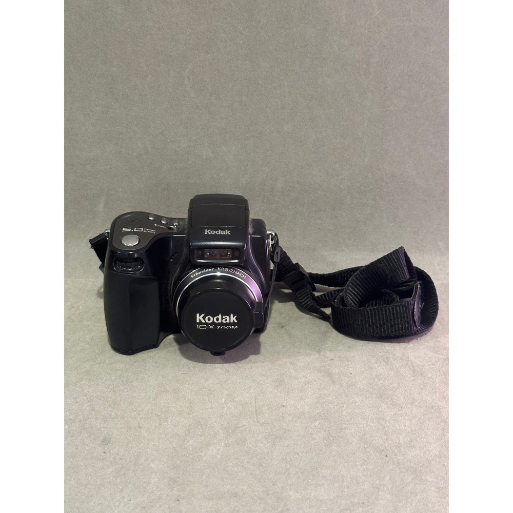 Kodak EasyShare Z7590 Digital Camera 5.0MP 10x Zoom Schneider-Kreuznach Black